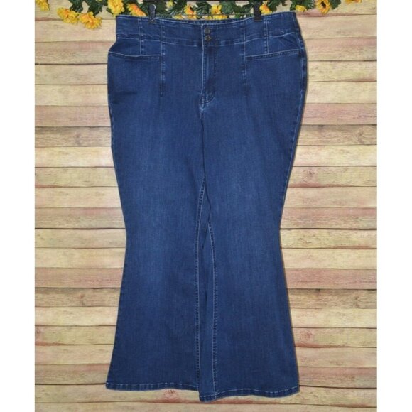 Maurices Women's Plus 24W Super Highrise Flare Leg Jeans Stretch Denim Casual Co - Picture 1 of 10